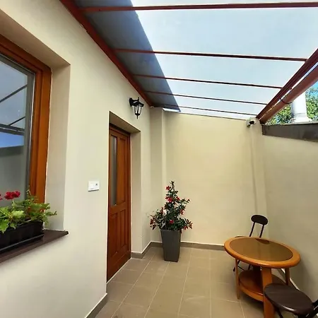 Villa Lorajder Vendeghaz *